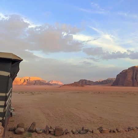 Wadi Rum Camp& Jeep Tour Bagian luar foto