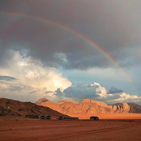 Wadi Rum Camp& Jeep Tour Bagian luar foto