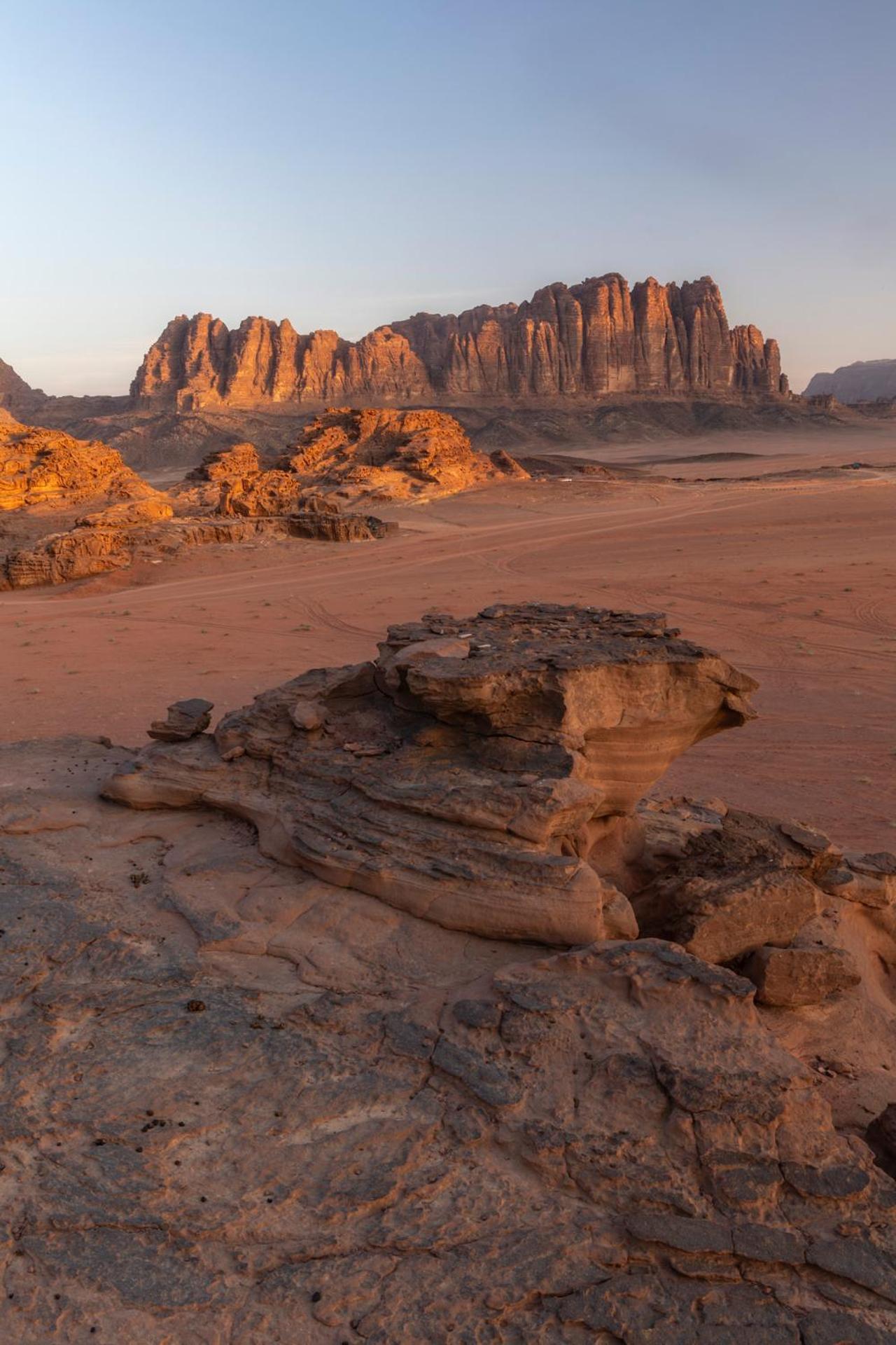 Wadi Rum Camp& Jeep Tour Bagian luar foto