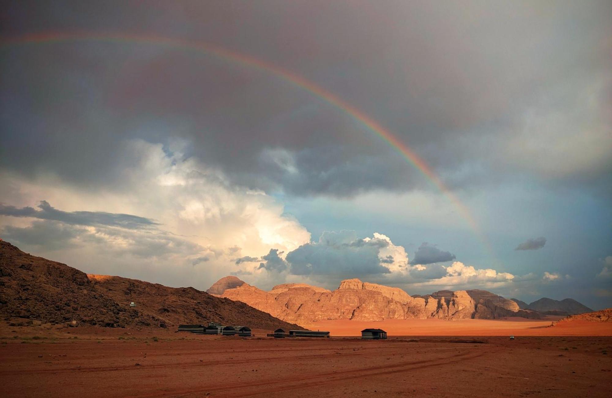 Wadi Rum Camp& Jeep Tour Bagian luar foto